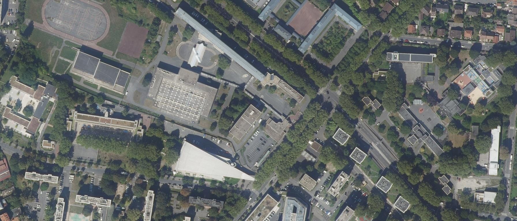 Vue aérienne de Lycée Paul Eluard