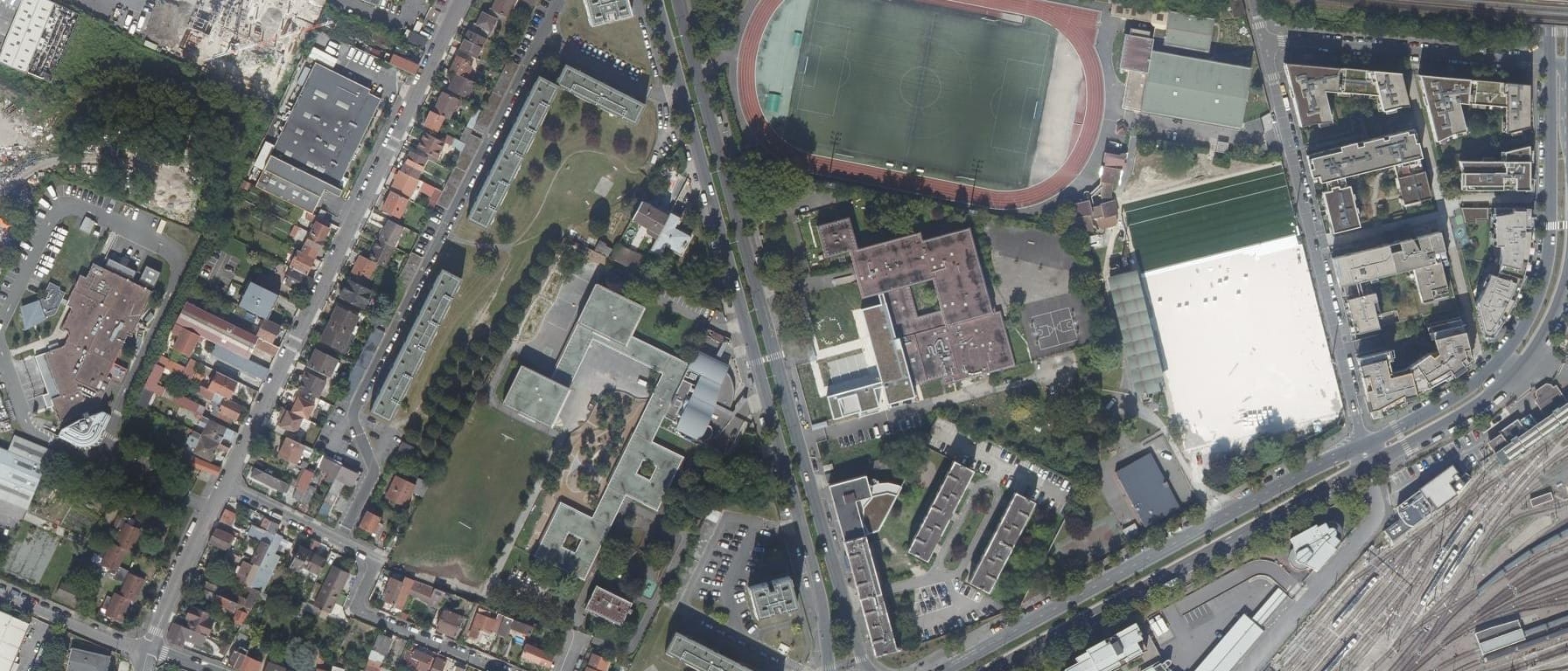 Vue aérienne de Lycée Louise Michel