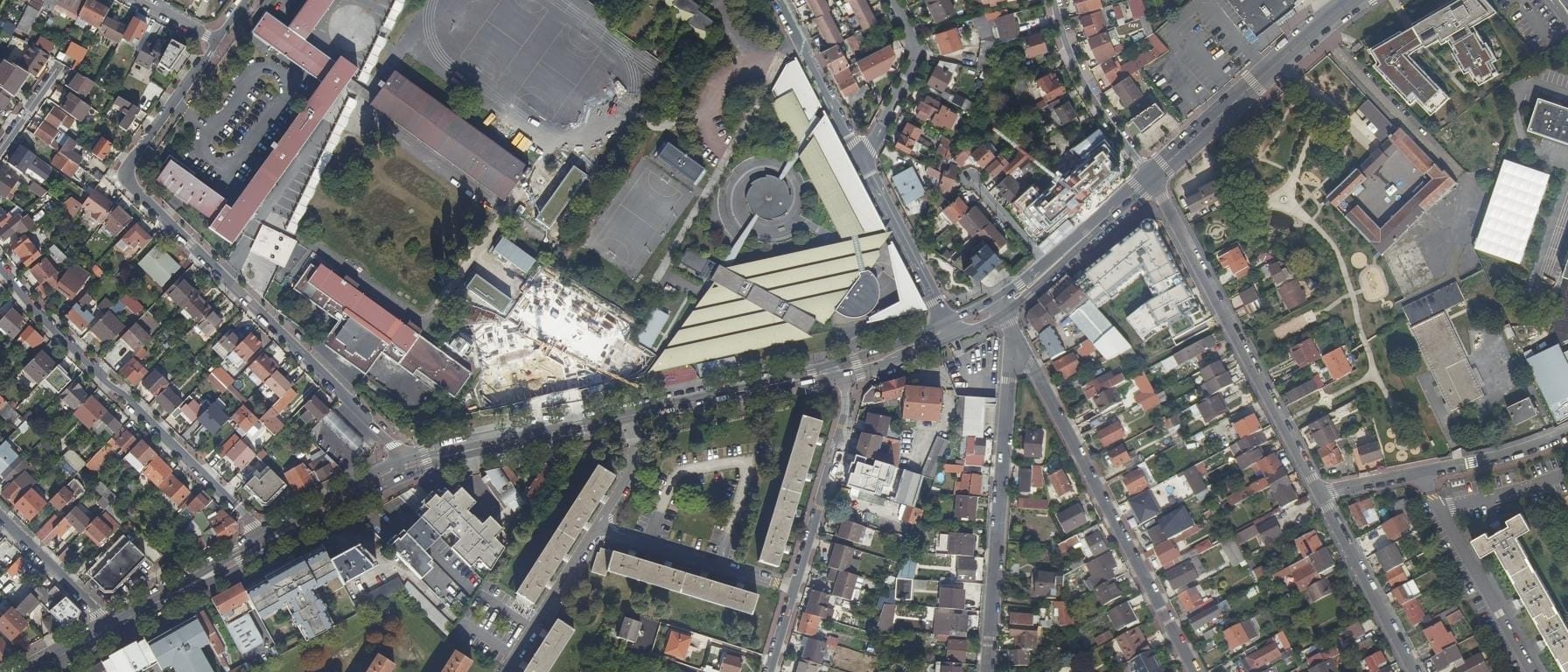 Vue aérienne de Lycée Paul Le Rolland