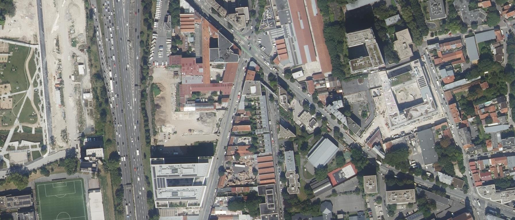 Vue aérienne de CFA des Métiers de la Communication et de la Création Numérique.