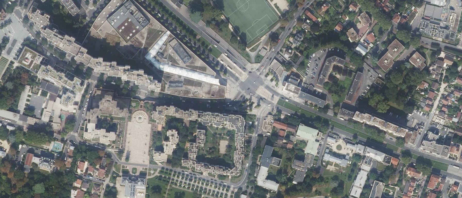 Vue aérienne de Excellence Business School