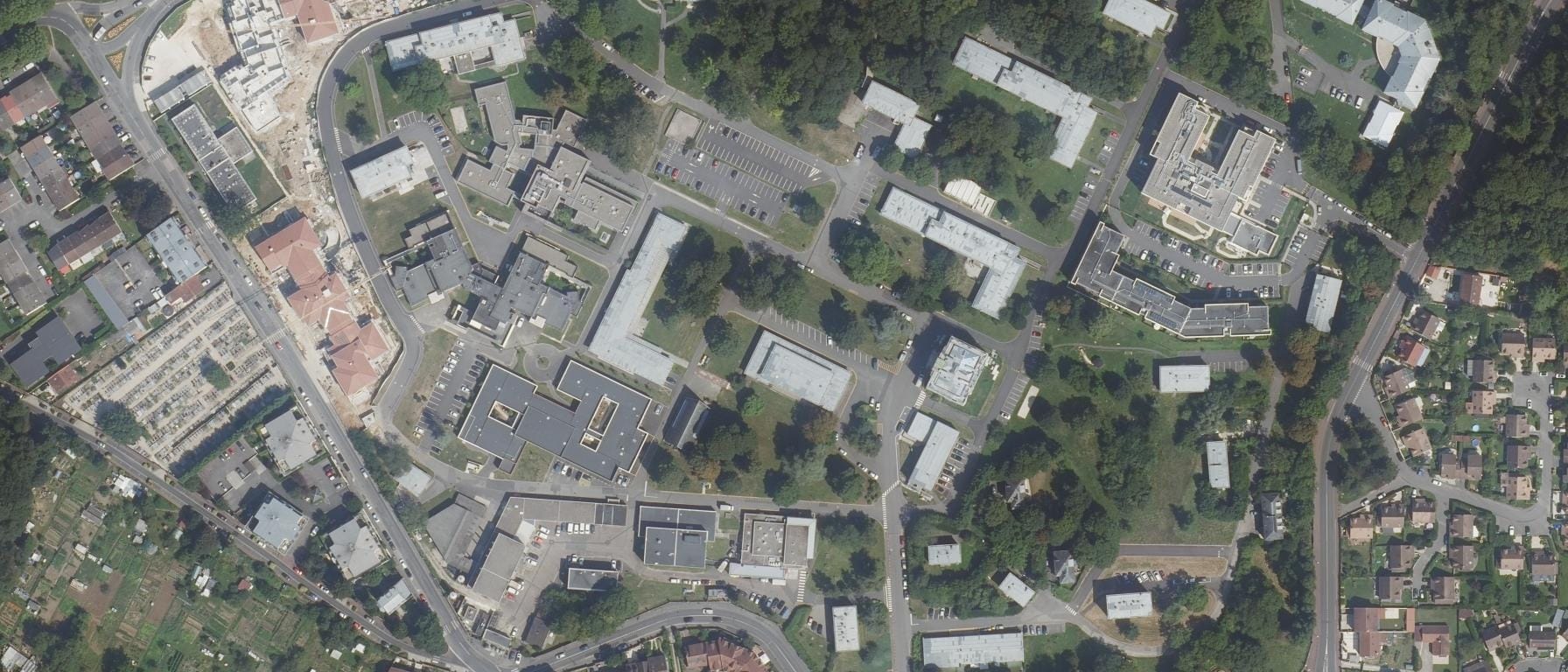 Vue aérienne de IFSI Séraphine de Senlis - CH Les Murets