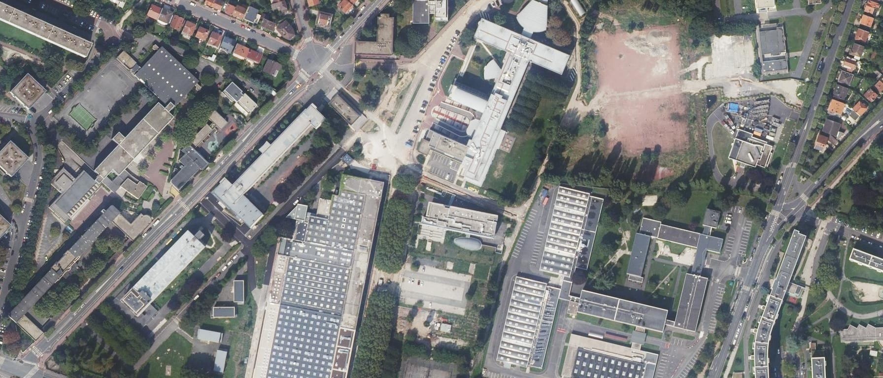 Vue aérienne de Excelia Business School – campus de Paris-Cachan (94)