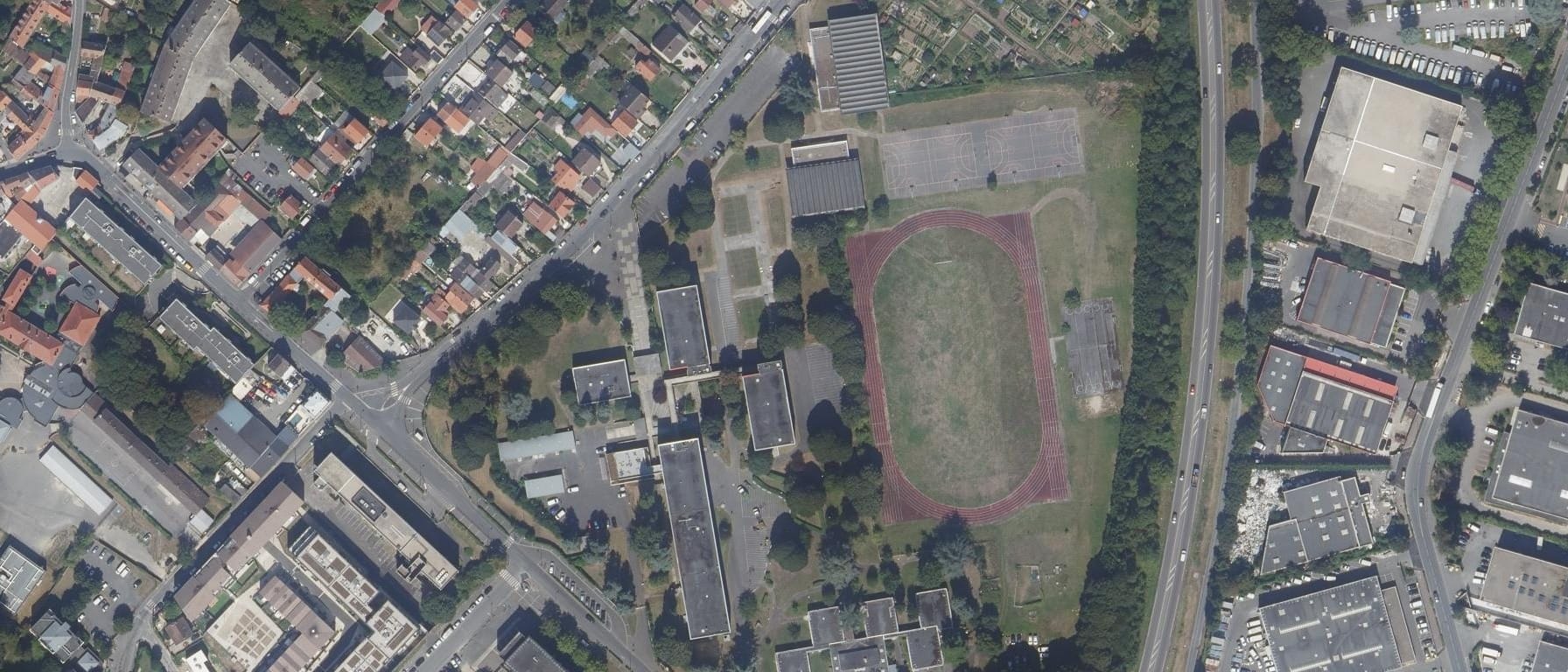 Vue aérienne de Lycée Jean-Jacques Rousseau