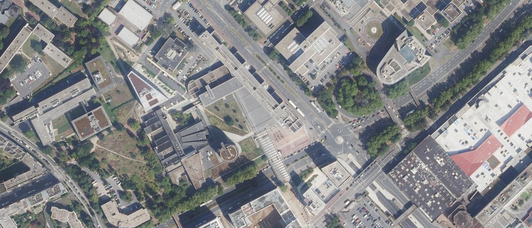Vue aérienne de Antenne de Cergy de l'UFR Lettres et Sciences Humaines, CY Cergy Paris Université