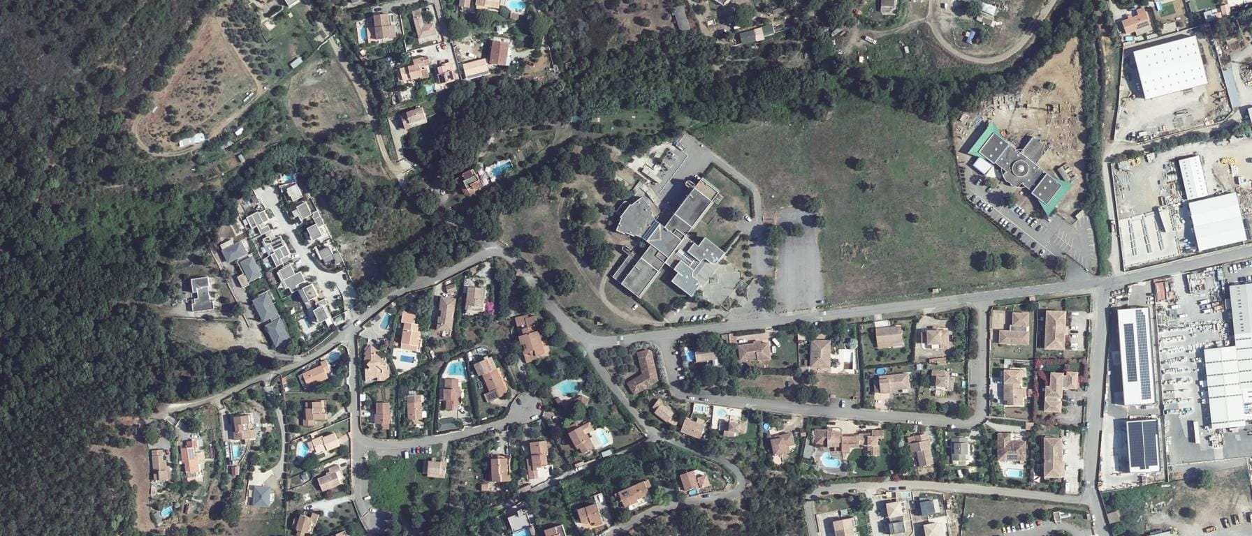 Vue aérienne de CFA ECOLE DE COMMERCE ET DE MANAGEMENT CORSICA CCI