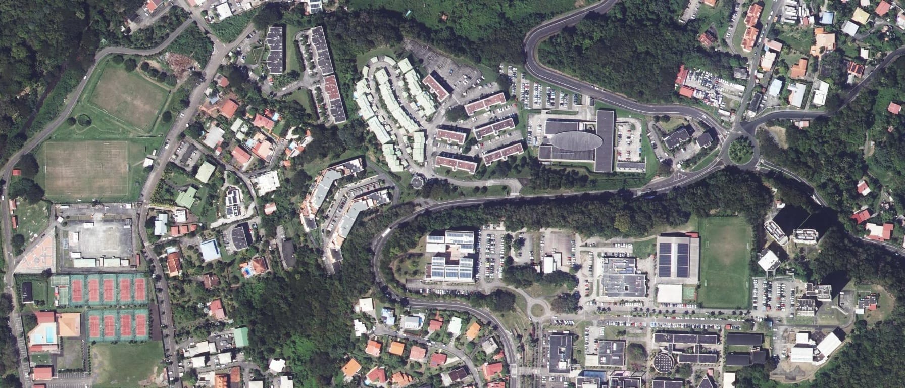 Vue aérienne de I.U.T de la Martinique