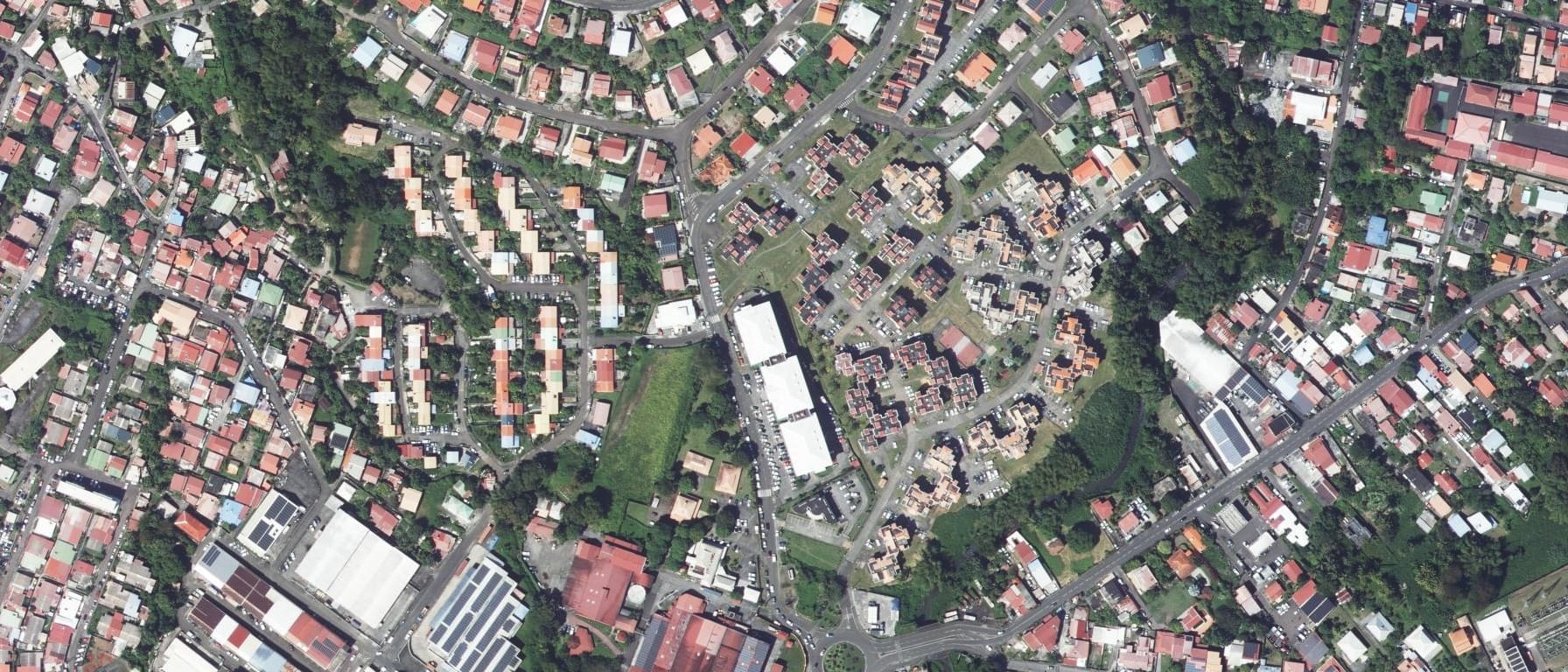 Vue aérienne de CERDIF ANTILLES-GUYANE / ISCA BUSINESS SCHOOL (Fort-de-France - 972)
