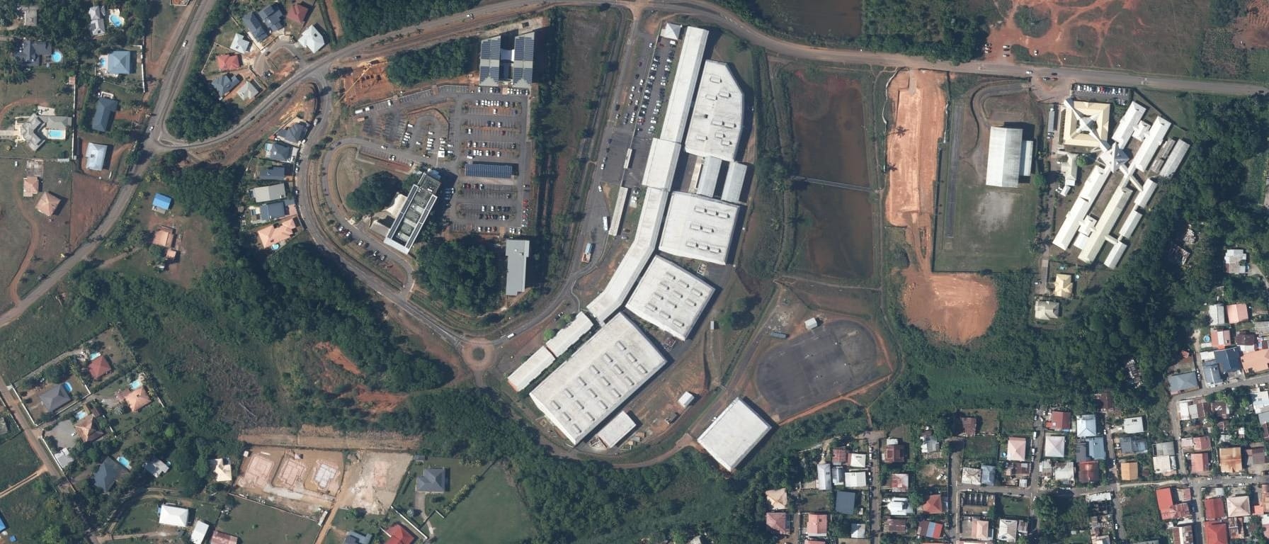 Vue aérienne de LPO Georges OTHILY