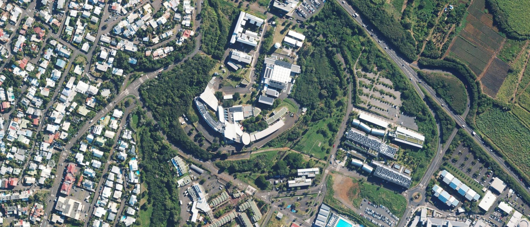 Vue aérienne de ESIROI La Réunion