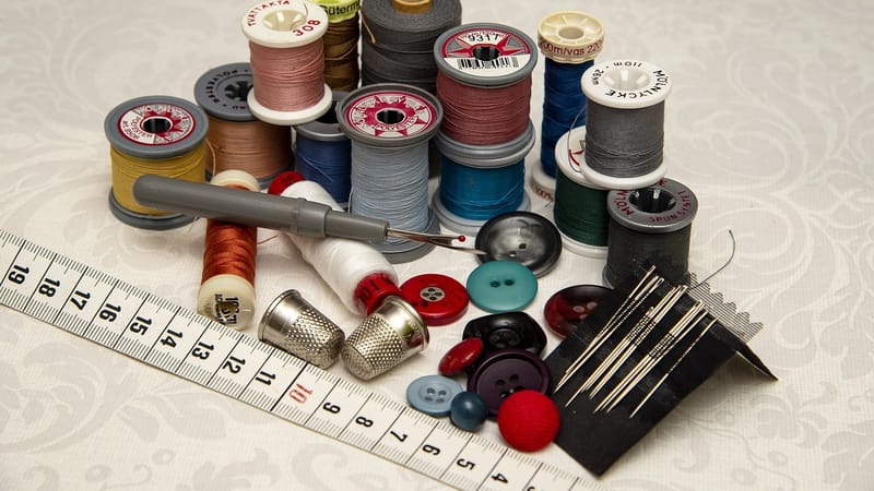 câble, aiguille, boutons, métiers d'art, aiguilles à coudre, ruban à mesurer, dé à coudre, sprättkniv, coudre, fil à coudre, couleurs, bobine de fil, sur mesure, mercerie, nature morte, sur mesure, mercerie, mercerie, mercerie, mercerie, mercerie