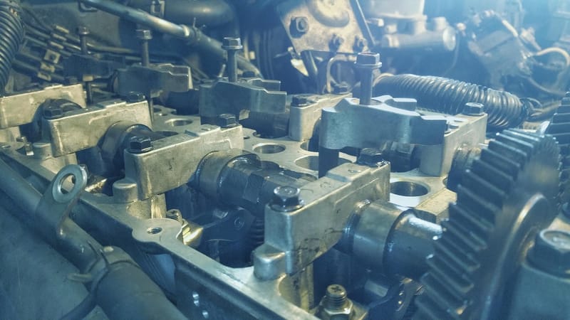 moteur, automobile, véhicule, mécanicien, machine, la technologie, auto, voiture, transport, réparation, industrie, mécanique, huile, équipement, puissance, industriel, garage, le carburant, machinerie, métallique, voiture bleue, bleu de garage, bleu métal, blue power, le bleu de l'industrie, mécanique, garage, garage, garage, garage, garage
