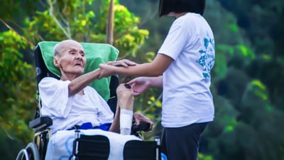 hospice, les soins aux personnes âgées, aider, âgé, patient, infirmière, soignant, support, allaitement, portion, gens, pour l'entraide, désactivée, vieilli, invalidité, soins aux personnes âgées, aîné, assistance, vieille, se soucier, le concierge, utile