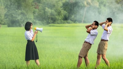 étudiants, annonce, la communication, asie, manifestation, fille, haut-parleur, mégaphone, jeune, garçons, bruyant, bruit, parlant, loudness, le volume, annonce, manifestation, bruit, bruit, bruit, bruit, bruit