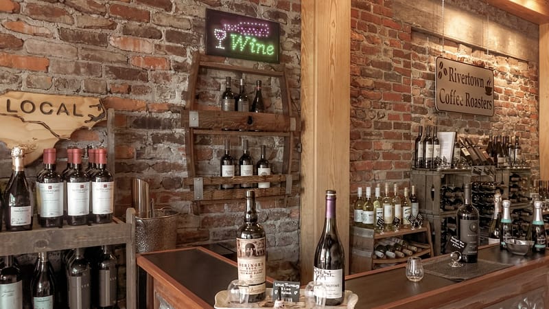 vin, bar, bar à vin, de l'alcool, le restaurant, célébration, dégustation de vins, bouteilles, alcoolique, en buvant, verre, boire, pub, boisson, vin marron, brown restaurant, brune partie, bouteille brune, vin, bouteilles, pub, pub, pub, pub, pub