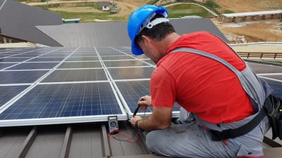 technicien, panneau solaire, renouvelable, installation, construction, la technologie, système, soleil, puissance, numérique, réseau, énergie verte, photovoltaïque, bleu, connexion, la mise en réseau, filtrer, entreprise, dispositif, homme, technicien, technicien, panneau solaire, panneau solaire, panneau solaire, panneau solaire, panneau solaire, photovoltaïque
