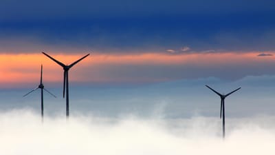 moulins à vent, nature, des nuages, brouillard, énergie éolienne, parc éolien, l'énergie éolienne, énergie alternative, énergie renouvelable, éoliennes, ciel