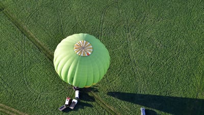 montgolfière, ballon, vue du ciel, vert, véhicules, aérodrome, loisir, décollage
