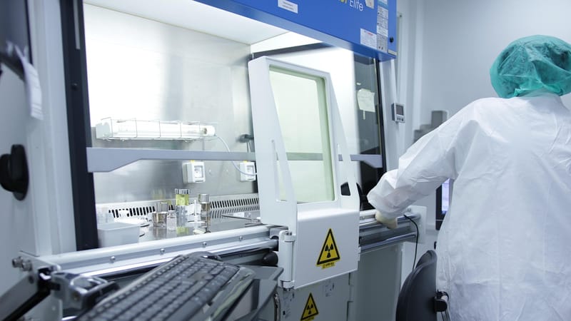 hôpital, à l'intérieur, médicament, la technologie, science, laboratoire, radioactif, biotechnologie, pharmaceutique, technicien, chimiste, chimie, médical, recherche, équipement, chimique, le bleu de la technologie, l'hôpital blue, bleu médical, le bleu de la science, bleu recherche, le bleu de la médecine, bleu de laboratoire, bleu chimie, laboratoire, laboratoire, laboratoire, laboratoire, laboratoire, pharmaceutique, pharmaceutique