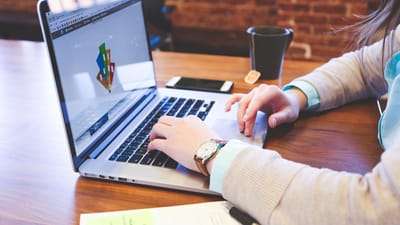 étudiant, dactylographie, clavier, texte, commencez, entreprise, gens, étudiants, bureau, stratégie, travailler, la technologie, compagnie, la communication, jeune, planifier, commercialisation, ordinateur, conception, professionnel, planification, l'internet, projet, portable, présentation, la toile, affichage, surveiller, filtrer, numérique, électronique, moderne, étudiant, ordinateur, ordinateur, ordinateur, ordinateur, ordinateur, numérique