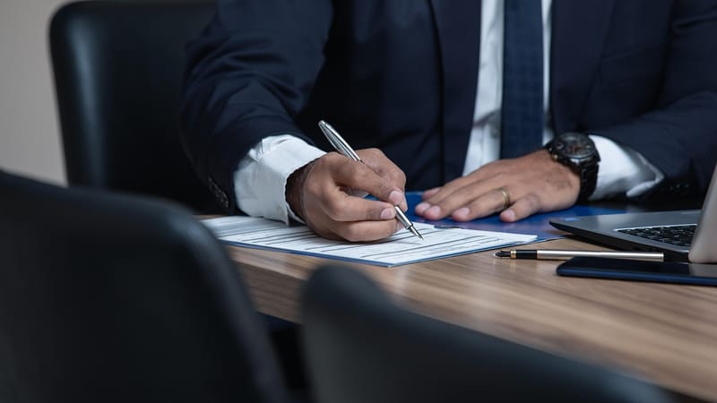 homme, avocat, bureau, ordinateur, plaidoyer, droit civil, travailler, entreprise, formalités administratives, profession, professionnel, avocat, avocat, avocat, avocat, avocat