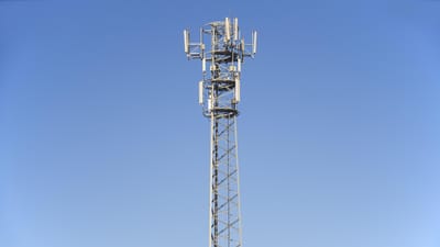 relais gsm, centrale téléphonique, hautes technologies, téléphonie gsm, réseau cellulaire, technologie et nature, mât radio, l'internet, lte