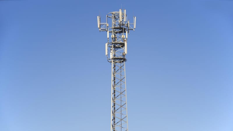 relais gsm, centrale téléphonique, hautes technologies, téléphonie gsm, réseau cellulaire, technologie et nature, mât radio, l'internet, lte