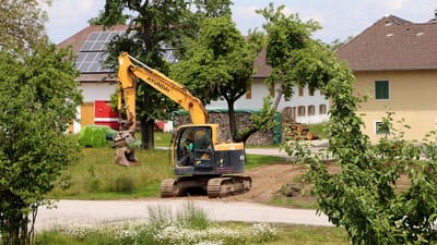 excavatrice, engin de chantier, les travaux de construction, pelle, pelle sur chenilles, conducteur de pelle