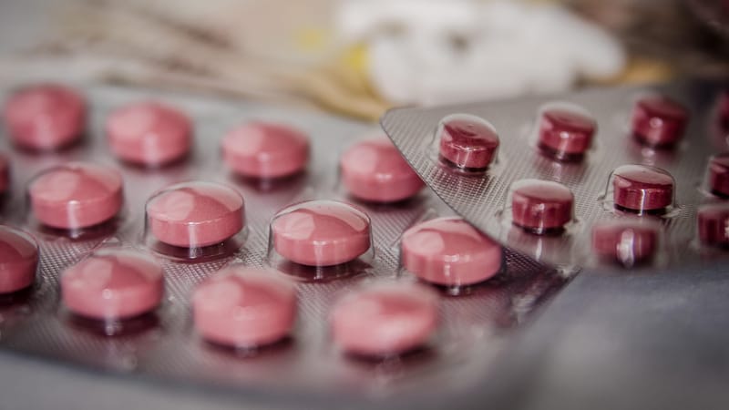médicaments, comprimés, médicament, guérir, pharmaceutique, pharmacie, pharmacologie, médical, médicaments médicaux, pilules, ordonnance, médicaments d'ordonnance