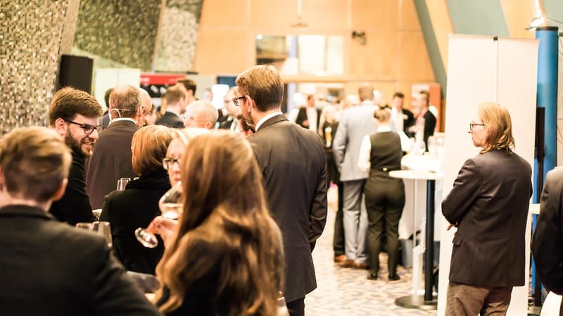 conférence, gens, masse, entreprise, rencontre, homme d'affaire, bureau, travailler, professionnel, directeur, gagnant, présentation, brun d'affaires, brown bureau, brown travail, brun réunion, brown société, brun conférence, brown présentation, brun homme d'affaires, brun gagnant, brun de gestion, entreprise, professionnel, professionnel, professionnel, professionnel, professionnel, directeur, directeur, directeur, présentation, présentation