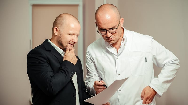 docteur, patient, consultation, discussion, psychiatre, psychologue, psychothérapeute, clinique, médicament, narcologie, psychiatrie, psychologie, le cabinet du médecin, professionnel médical, profession, travail, occupation, discussion, discussion, discussion, discussion, discussion