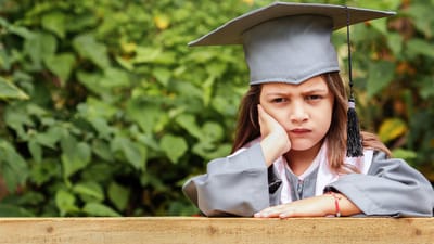 fille, l'obtention du diplôme, diplômé, connaissances, étudiant, académique, éducation, diplôme, étudiants, apprendre, école, étudier, enseignement, illustration