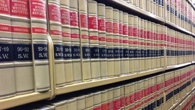 livres de droit, une bibliothèque, rangées de livres, étagères à livres, légal, livres, droit, livre, apprendre, étudier, texte, littérature, connaissance, sagesse, éduquer, apprentissage, information, éducatif, livre brun, brown livres, brown de l'éducation, brown library, brun apprentissage, brun étude, brun de l'information, brun loi, l'étude de brown, brun connaissances, légal, légal, légal, droit, droit, droit, droit, droit