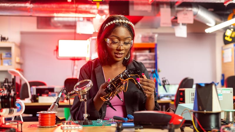 femme, ingénieur, technologie, électronique, fils, la technologie, laboratoire, science, de travail