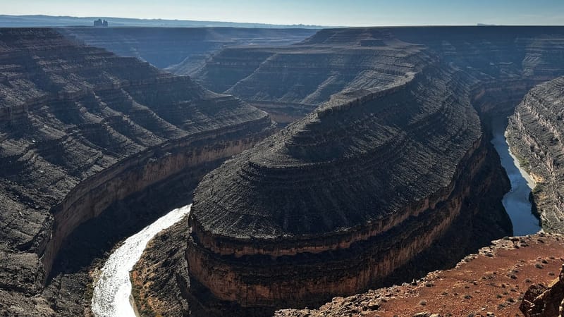 col de cygne, utah, canyon, fleuve, nature, géologie, paysage, la nature de l'utah, formation, lever du soleil, paysage d'érosion, sud-ouest des états-unis, zone protégée, parc national, attaque, photographie panoramique, vue, roche beige, sédiments érodés, ciel vif