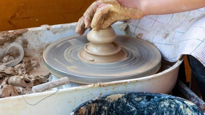 poterie, artisanat, loisir, argile, tour de potier, mains