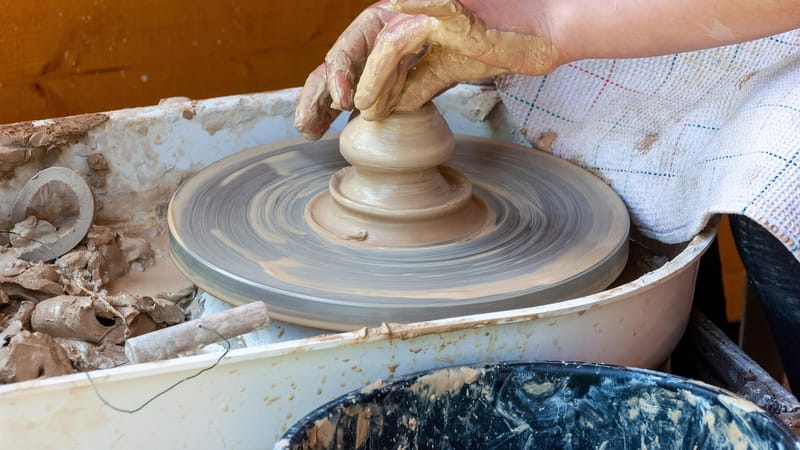 poterie, artisanat, loisir, argile, tour de potier, mains