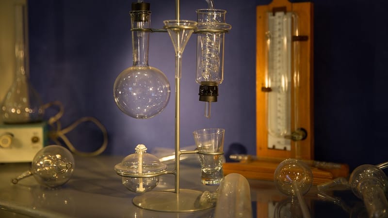 chimique, chimie, ballon, gaz, occupation, acide, vieille, ancien, en cours d'analyse, gobelet, biochimie, la biologie, biotechnologie, bouteille, celsius, concepts, récipient, cylindre, découverte, éducation, équipement, expérience