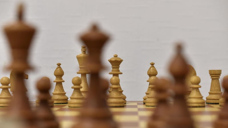 chess, brun, bois, jeu d'échecs, carrés, blur, conseil d'administration, jeux, texture, tactique, jouer, en pensant, stratégie, strategy, business, solution, tabletop, game