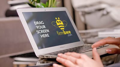 bureau, impôt, entreprise, la finance, document, comptable, comptabilité, financier, succès, bancaire, formalités administratives, homme d'affaire, investissement, femme, femme d'affaires, travail, argent, calcul, ordinateur, macbook, économie, facture, en espèces, budget, compte, une analyse, pigiste, mac, carrière, travailler, banque, tenue de livre compte, application, directeur, expert, personne, pomme, portable, macbook pro, macbook air, bloc-notes, mobie, entrepreneur, la gestion, professi