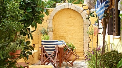 taverne, le restaurant, grèce, historique, la gastronomie, auberge, chaises, tableau, bleu, blanche, rhodes, centre historique, vraiment confortable, tourisme, café, chambre d'hôtes, mode de vie, mobilier de jardin, divertissement, accueillir, hospitalier, hospitalité, attrayant, repas, casser, récupérer, entreprise, initialement, hébergé, détendez-vous, ameublement, vacances, très bien