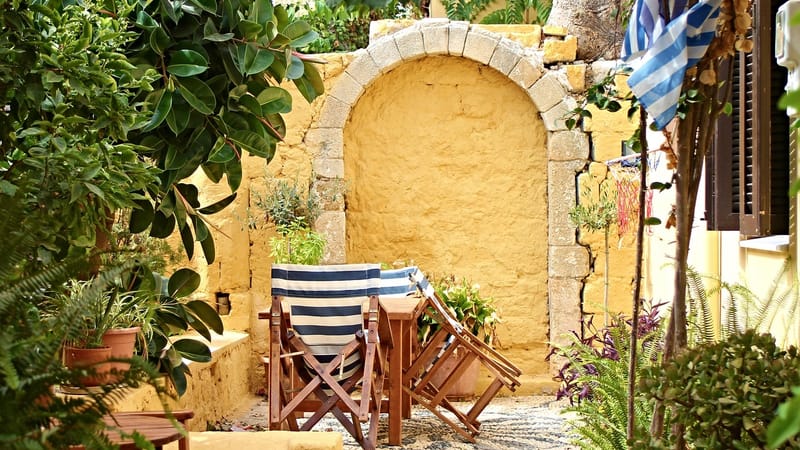 taverne, le restaurant, grèce, historique, la gastronomie, auberge, chaises, tableau, bleu, blanche, rhodes, centre historique, vraiment confortable, tourisme, café, chambre d'hôtes, mode de vie, mobilier de jardin, divertissement, accueillir, hospitalier, hospitalité, attrayant, repas, casser, récupérer, entreprise, initialement, hébergé, détendez-vous, ameublement, vacances, très bien