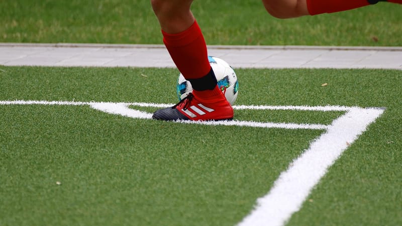 football, des sports, terrain de football, sports de balle, coup de pied, match de football, pelouse, coin, shoot, jeu de balle, jeu, joueur de football, balle, sports de loisirs, jeunesse, club, football, football, football, football, football