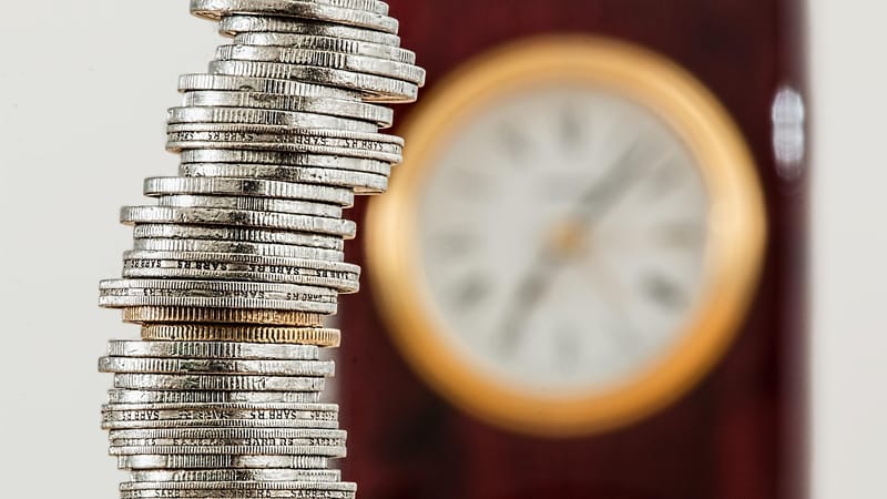 pièces de monnaie, devise, investissement, assurance, en espèces, bancaire, financier, entreprise, argent, succès, économiser de l'argent concept, économiser de l'argent, des économies, pile d'argent, concept d'investissement, commerce, hypothèque, la finance, investir, richesse, intérêts composés, la valeur temporelle de l'argent, investissement à long terme, comptabilité, gains, croissance, l'intérêt, pension, buts, gestion du temps, argent, argent, argent, argent, argent, commerce, comptabili