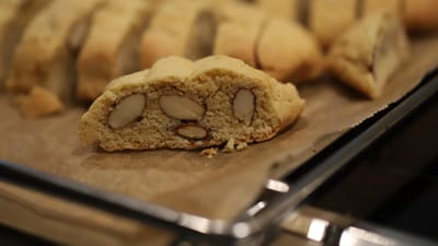 cantuccini, pâtisseries italiennes, macaron, des pâtisseries, biscuits, biscuit, cuire, biscotti, plaque de cuisson