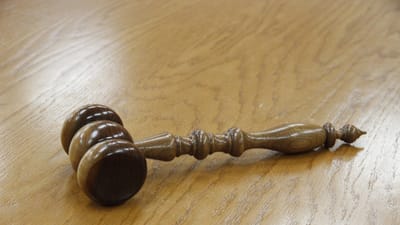 marteau, bois, salle d'audience, légal, droit, justice, rechercher, juge, enchères, jugement, judiciaire, essai, en bois, brun loi, légal, judiciaire, judiciaire, judiciaire, judiciaire, judiciaire