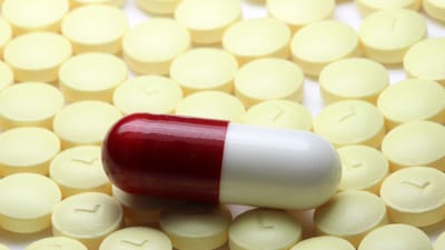 approximativement, santé, traitement médical, la médecine, pharmacie, pharmaceutique, maladie, pilule, capsule, guérir, ordonnance, en bonne santé, comprimés, science, des aliments de santé, remède, docteur, votre pharmacien