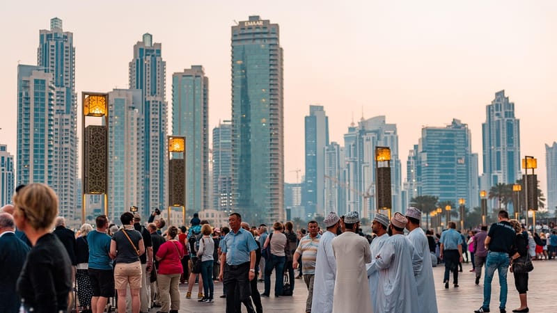 centre ville, dubai, émirats arabes unis, tourisme, ville, gens, immeubles, musulmans, arabes, carré, rue, soirée, foule, dubai, dubai, dubai, dubai, dubai, foule
