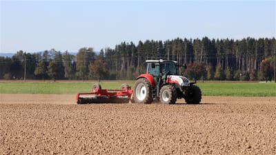 travail sur le terrain, machines agricoles, tracteur, agriculture, gestion de terrain, véhicule utilitaire, tombe, steyr
