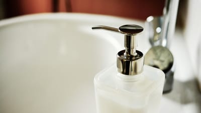 distributeur de savon, savon, le savon liquide, évier de salle de bain, propreté, laver, hygiène personnelle, nettoyage, hygiène, nettoyer, savon, savon, savon, savon, savon, nettoyage, nettoyage, hygiène